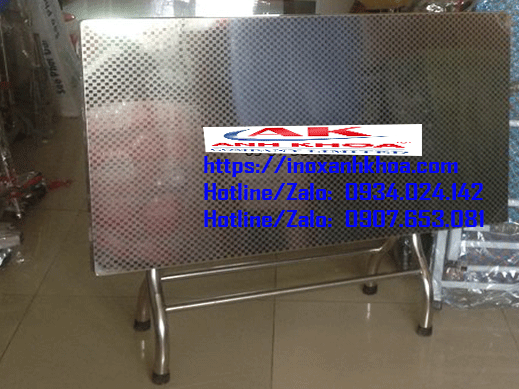 BÀN INOX CHỮ NHẬT MẶT BÀN CARO 